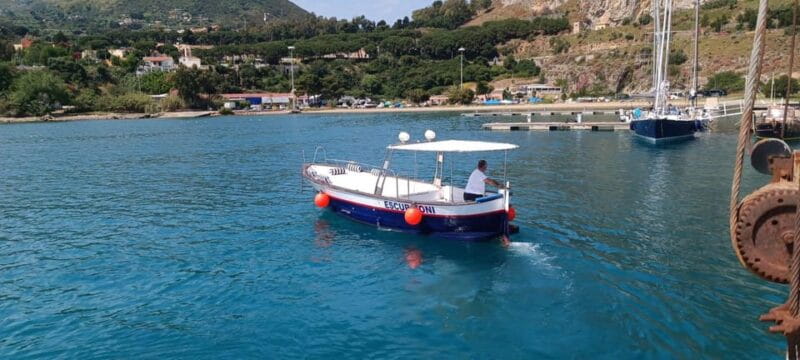 Cefalù: boat ride with swimming and aperitif - FAQ