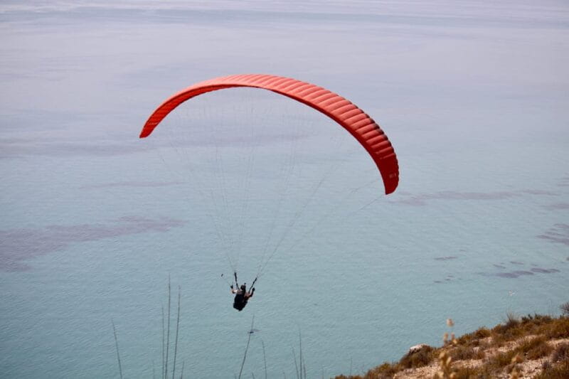 Cefalù: tandem paragliding flight and insta360 video - Who Should Consider This Flight?