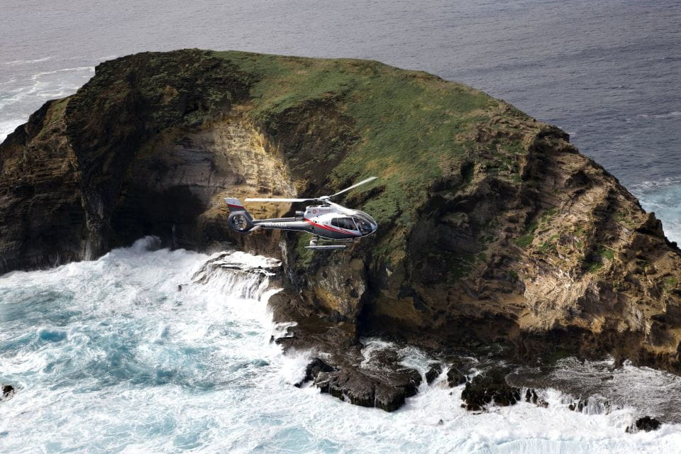 Central Maui: Two-Island Scenic Helicopter Flight to Molokai - Flight Inclusions