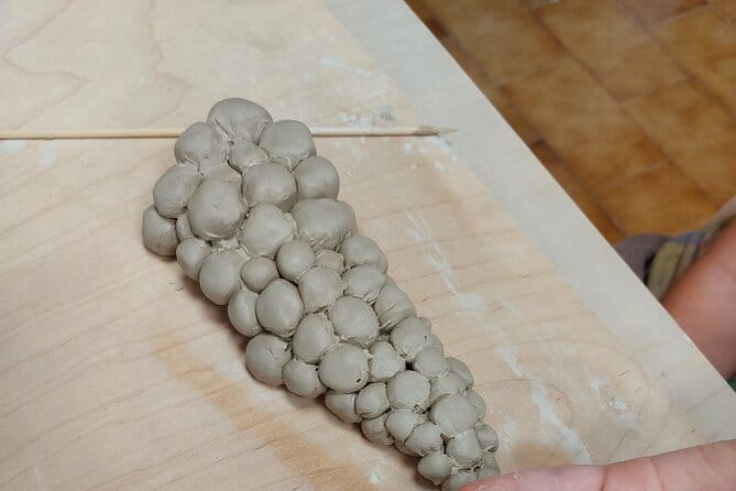 Ceramics Workshops For Kids Only / Artemida - FAQ