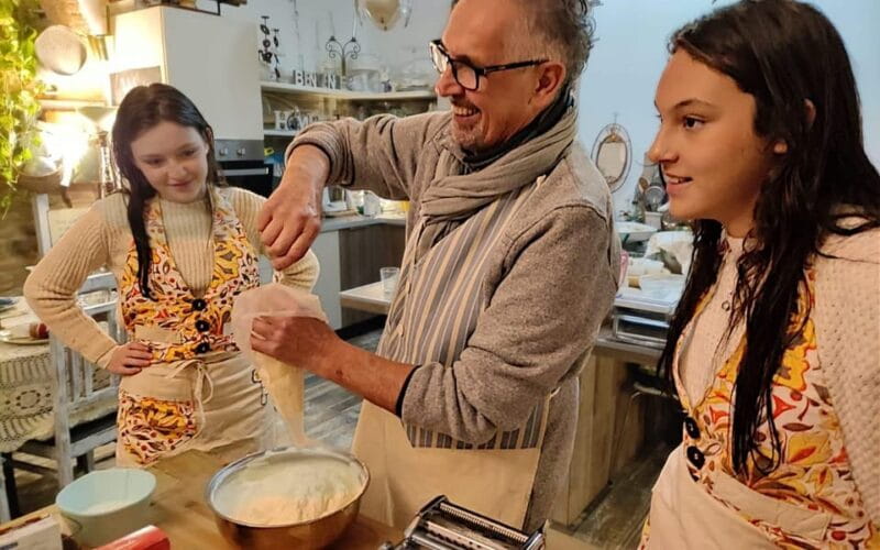 Certaldo: Tuscan "barbecue" course with convivial lunch - Tasting and Pairing: A Feast for the Senses