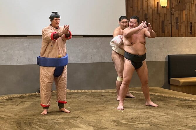 Challenge With Sumo Wrestlers With Dinner in Tokyo - Savoring the Sukiyaki Delight