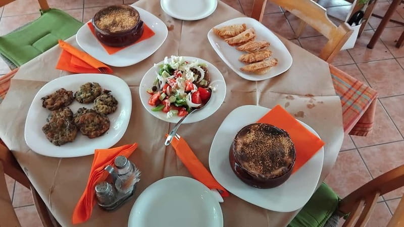 Chania Cretan Cooking & Dining Experience with Local Family - Key Points / Takeaways