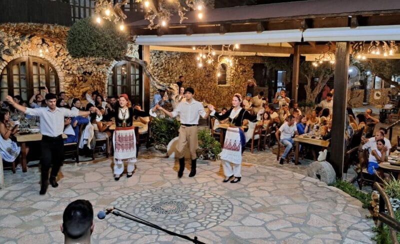 Chania: Cretan Folklore Dance Show with Dinner - Entering the Heart of Cretan Tradition: Dining and Dancing