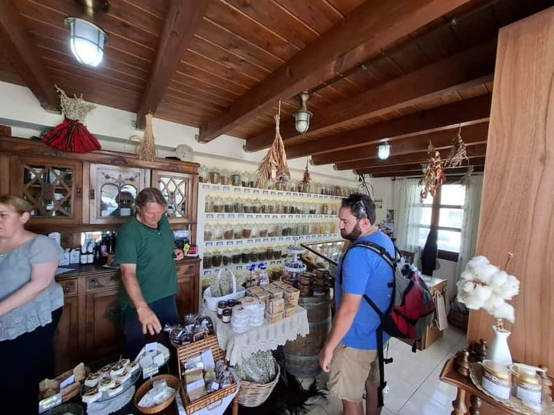 Chania: E-Bike City Highlights Tour - Relaxing at Nea Chora Beach and Local Recommendations