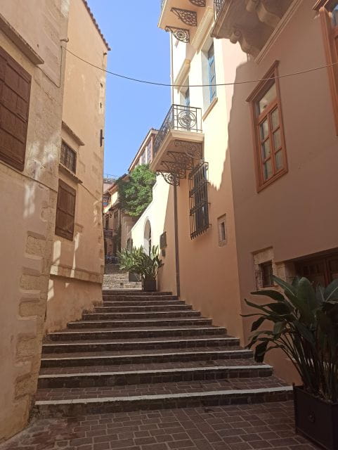 Chania Old Town: Artisans & Sightseeing Walking Tour - Itinerary Highlights