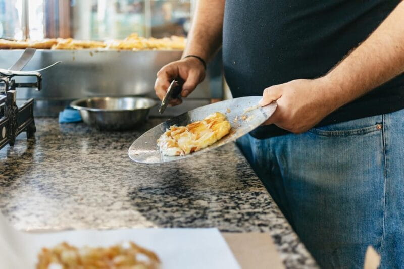 Chania: Old Town Highlights Guided Tour with Street Food - Group Size and Tour Format: Small Groups and Flexibility