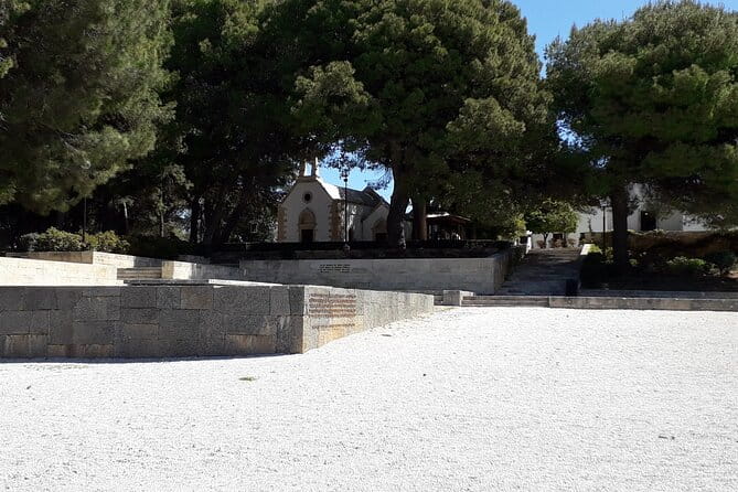 Chania Old Town, Public Market and Chrisopigi Monastery Tour - Who Will Love This Tour?