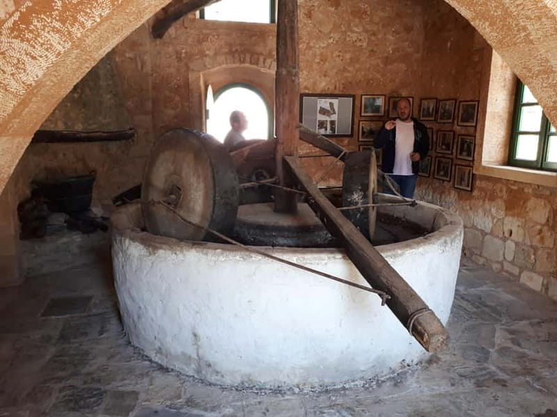 Chania: Olive Harvest Day Trip with Guide & Transport - Key points / Takeaways