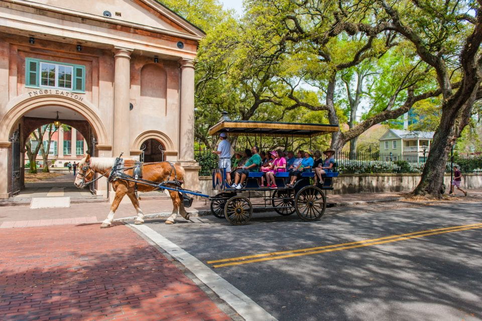 Charleston: 1-Hour Carriage Tour of the Historic District - Transportation and Parking