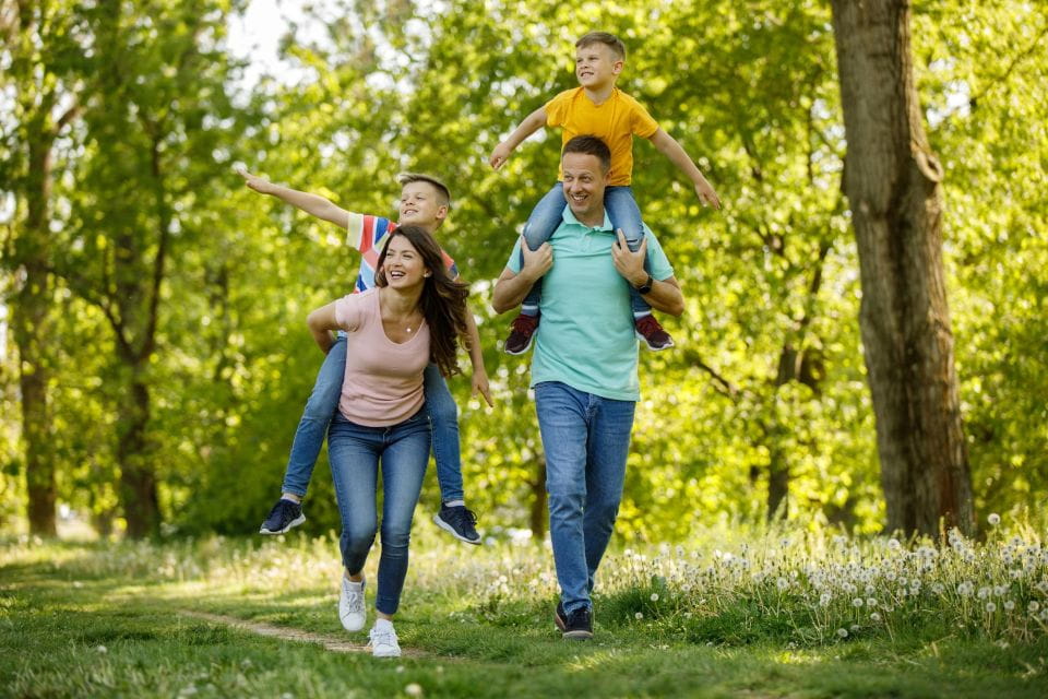 Charming Óbidos Family Walking Tour: Explore Historic Marvels - Discover Unique Local Shops