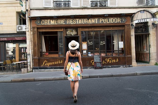 CHARMING PARIS: Half day guided visit and photo reportage - Ile Saint-Louis: Paris’s Medieval Heart