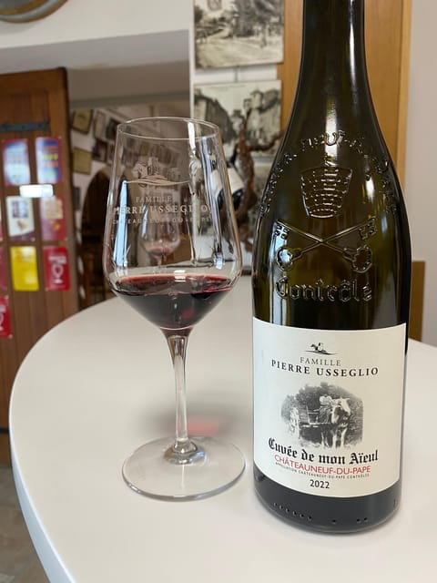Châteauneuf-du-Pape: Full-day wine tour with sommelier - Key Points / Takeaways