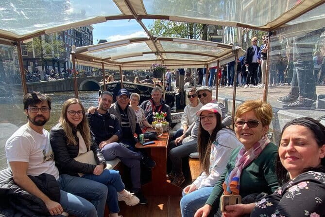 Cheese and wine cruise: Savor Amsterdams beauty and flavors - Discovering Amsterdam’s Charm Through a Cheese and Wine Canal Cruise