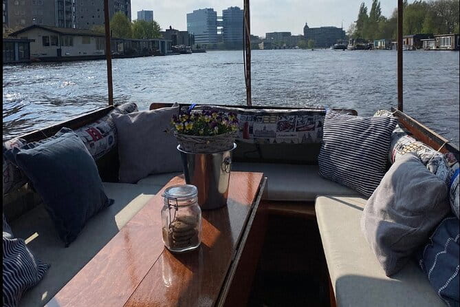 Cheese and wine cruise: Savor Amsterdams beauty and flavors - Key Points / Takeaways