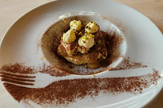 Chianti - Pizza and Tiramisu Course for Only Small Groups - Who Will Love This?