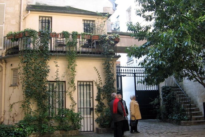 Chic and Classic: Saint-Germain-des-Prés Lifestyle Walking Tour - Who Will Love This Tour?