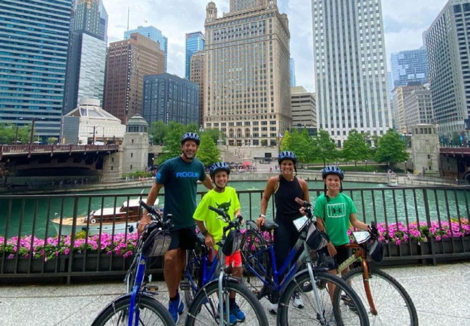 Chicago: Downtown Family Food Tour by Bike With Sightseeing - Tour Features