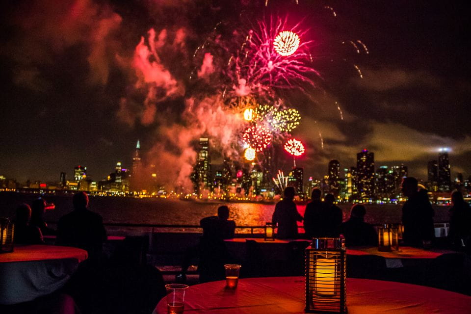 Chicago: Fireworks Cruise With Lake or River Viewing Options - Frequently Asked Questions