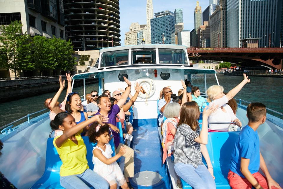 Chicago: Summer Fireworks Cruise With 3D Glasses and Music - Accessibility and Restrictions