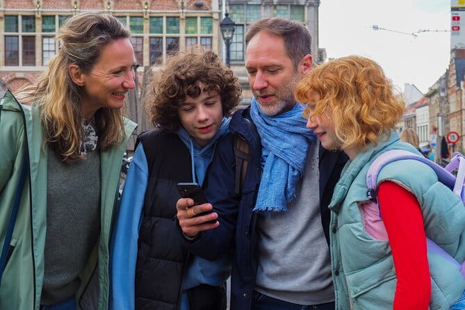 Children's escape game in the city of Antwerp - Peter Pan - An Engaging Family Adventure in Antwerp: The Peter Pan Urban Escape Game