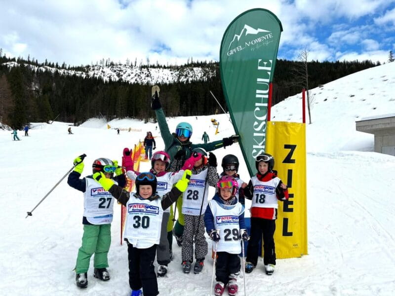 Children's ski course (4-15 yrs.) for advanced skiers - Tauplitzalm - Why This Ski Course Stands Out