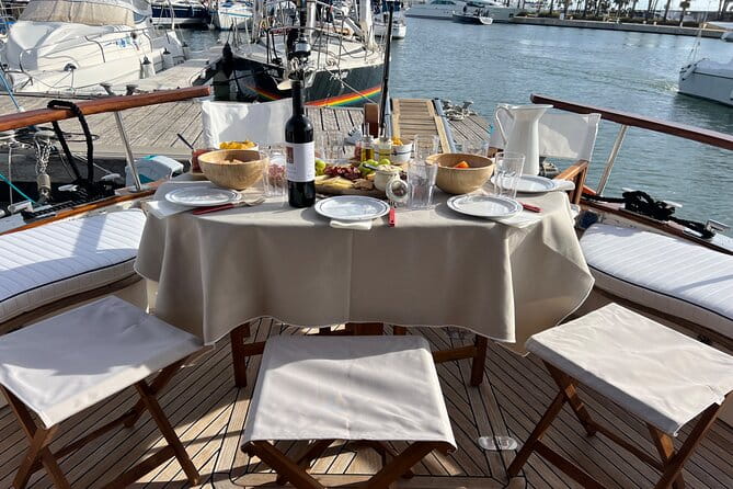 Chill and Sail in Valencia - FAQ