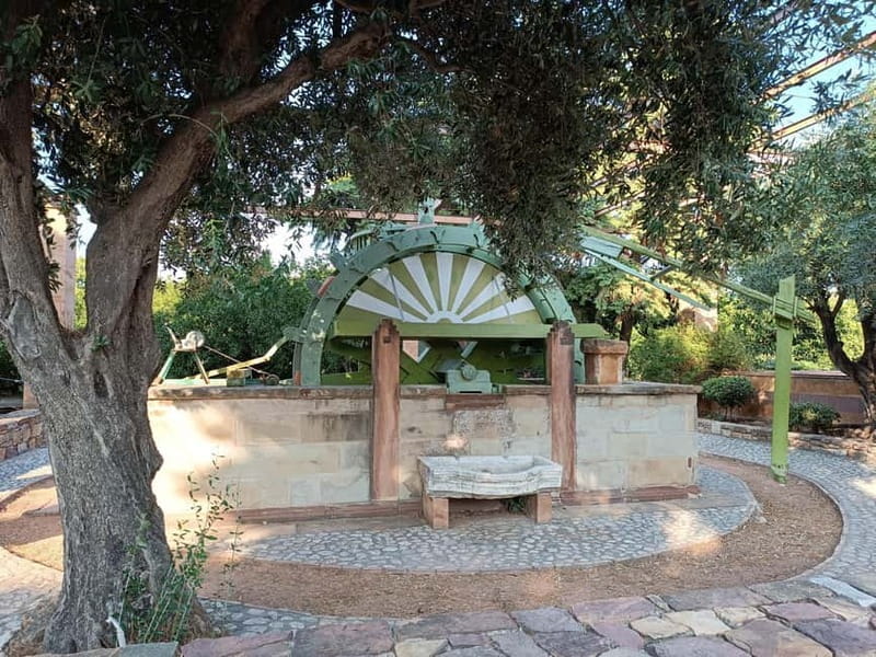 Chios: Kampos Private Walking Tour - Exploring Kampos: A Step Back into Authentic Chios