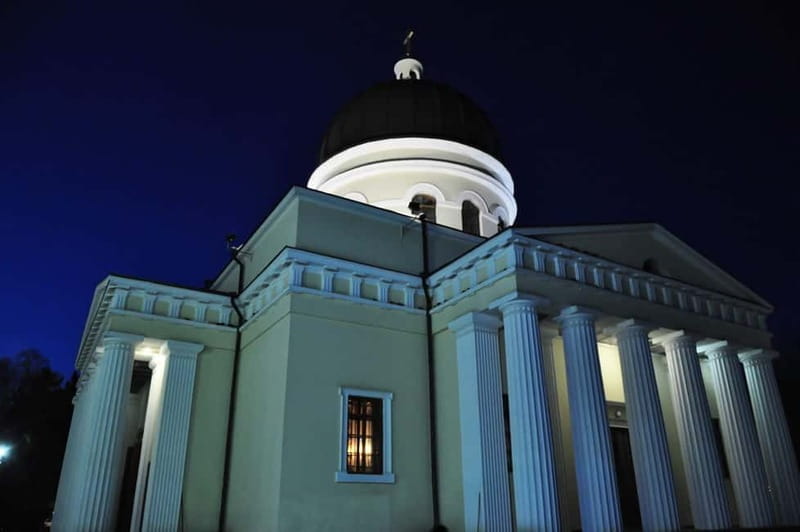 Chisinau: City Highlights Walking Tour with Local Guide - Practical Details: What to Expect and How to Make the Most