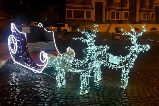 Christmas in Rome Walking Tour - Experiencing Rome at Christmas: An Authentic and Festive Walk