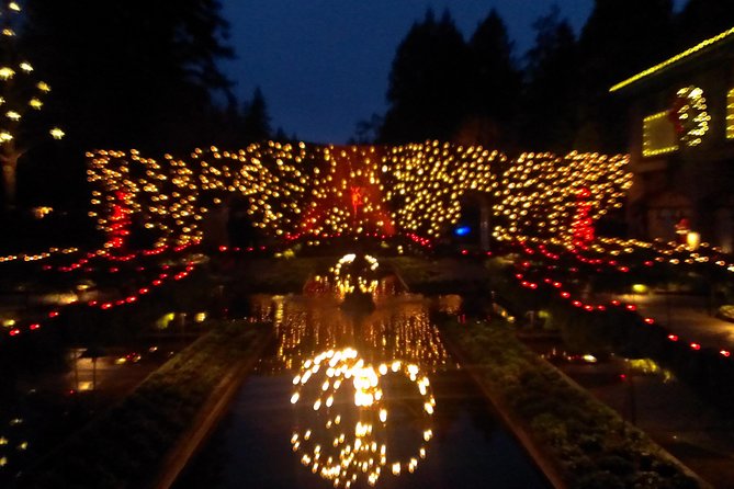 Christmas in Victoria and the Butchart Gardens - Exploring Victorias Neighborhoods