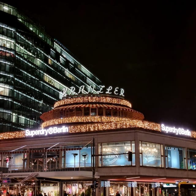 Christmas market lights tour bus through Berlin, free mulled wine (2.5 hours) - Experiencing Berlins Christmas Magic from the Comfort of a Bus