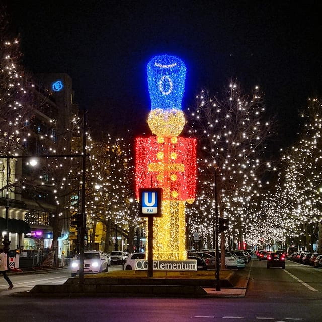 Christmas market lights tour bus through Berlin, free mulled wine (2.5 hours) - Price and Logistics: Is It Worth It?