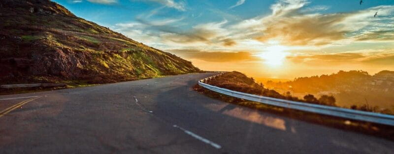 (Christmas Morning) Glendalough Half Day Tour from Dublin - Discovering Wicklow and Glendalough in a Morning