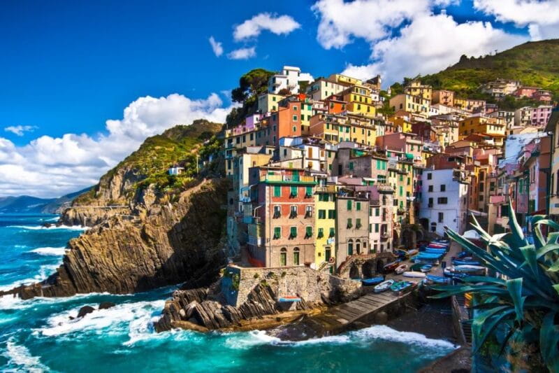 Cinque Terre: 2-Hour Private Boat Tour - Experiencing Cinque Terre from the Water: An In-depth Look