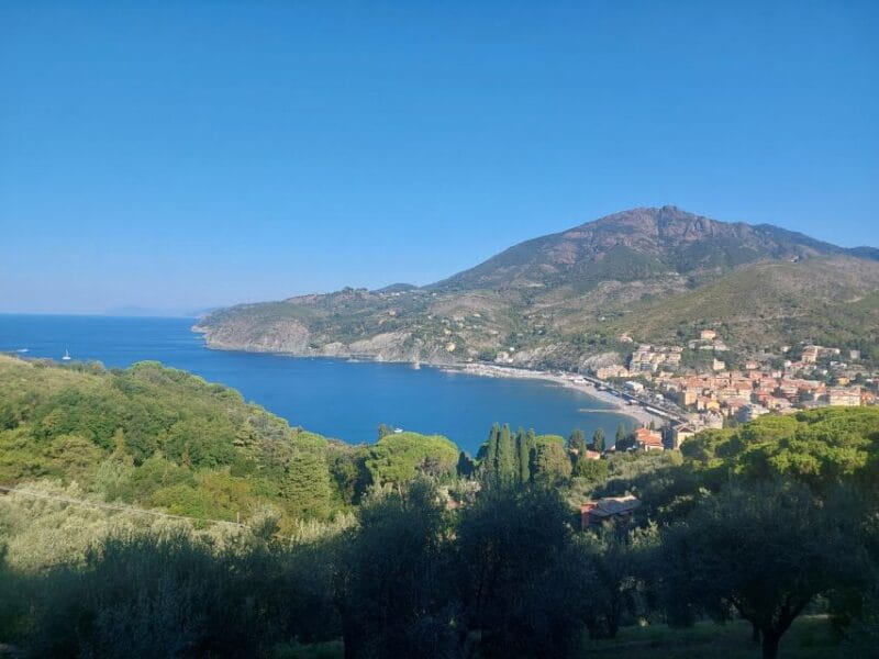 Cinque Terre panoramic hiking from Levanto to Monterosso - FAQs