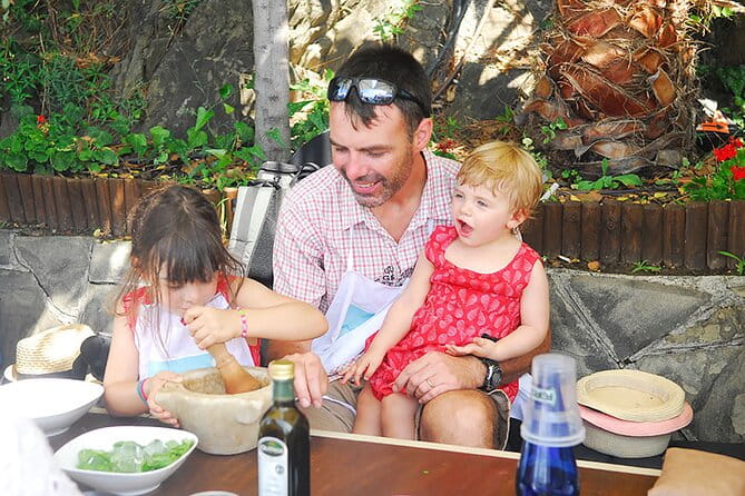 Cinque Terre Pesto Course Activity with Lunch - FAQ