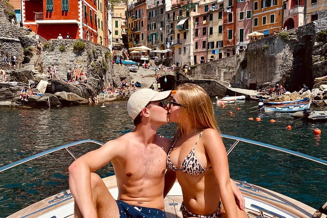 Cinque Terre Private Wedding Proposals on Boat - FAQs
