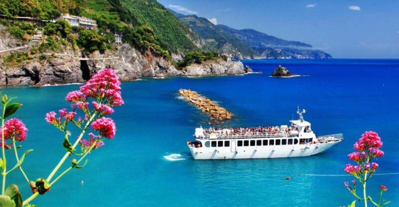 Cinque Terre Small Group by Minivan from Lucca - Price and Value Considerations