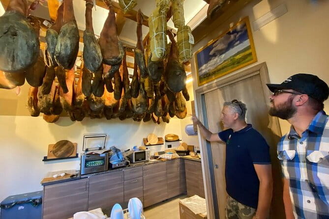 Cinta Senese tour with tasting dinner on the farm - The Sum Up: A Genuine Taste of Tuscany