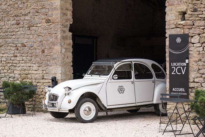 Citroën 2CV Burgundy rental and Gourmet Picnic - FAQs