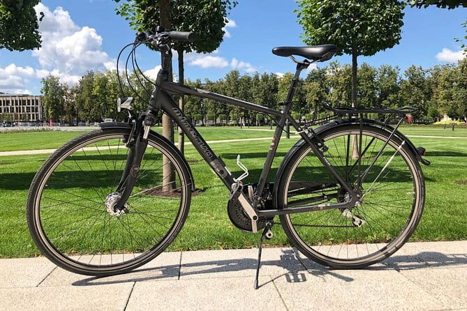 City Bike rent in Vilnius for 1 day - The Scenic and Cultural Routes: City, River, and Beyond