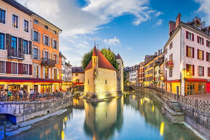 City Game Annecy and the shadow of the sword - The Itinerary: What You Can Expect Along the Way