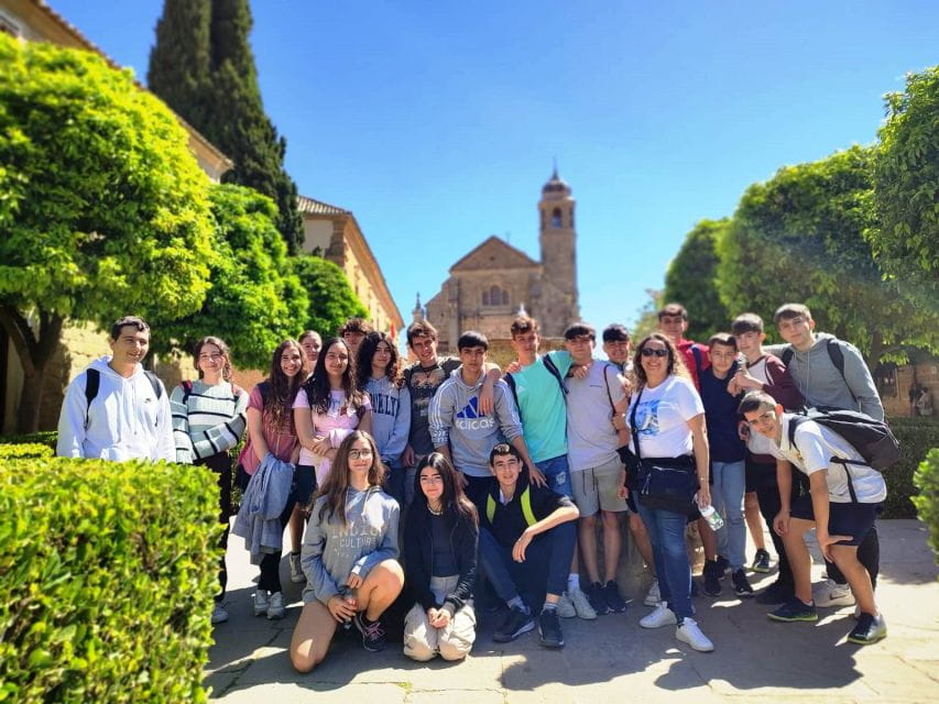 City Highlights Walking Tour in Spanish - Customer Ratings