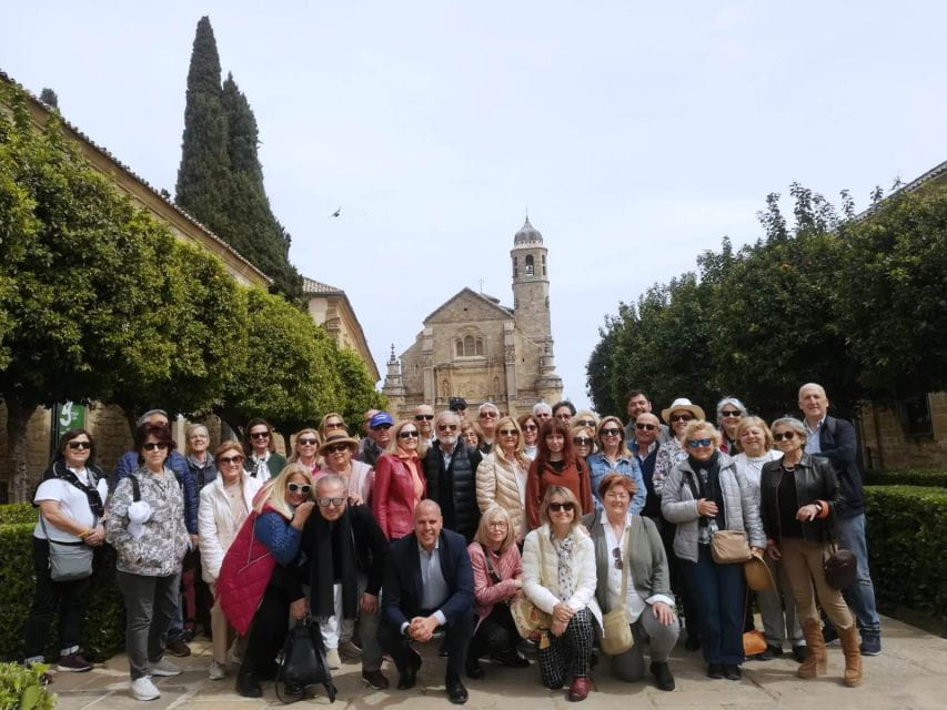 City Highlights Walking Tour in Spanish - Booking Information
