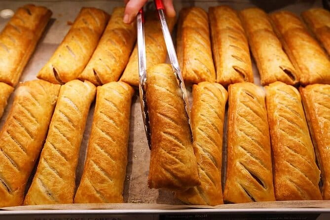 City of London Discovery Food Tour with 10+ Tastings - Exploring Londons Historic Heart with a Culinary Twist