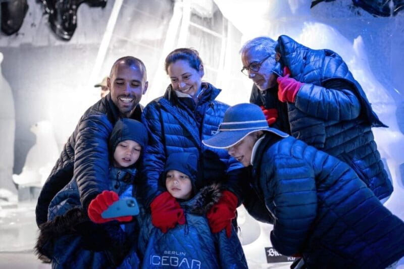 City Sightseeing Berlin: HOHO Bus - All Lines (A+B) & Icebar - Who Is This Tour Best Suited For?