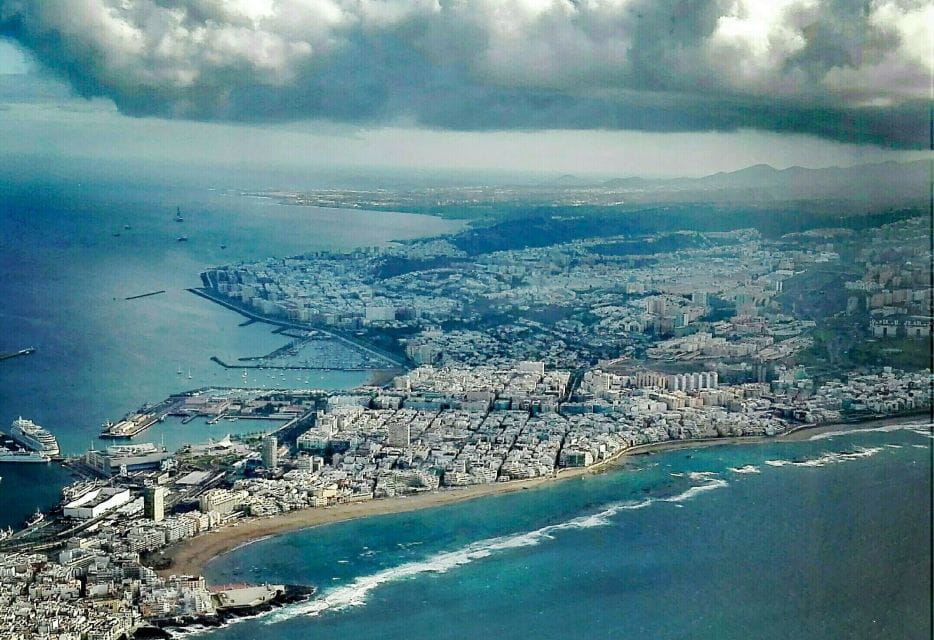 City Treasures Unveiled: 3.5-Hour Las Palmas Taxi and Walkin - Key Points