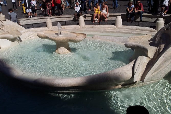 City walk through Spanish steps, Trevi fountain, Pantheon, Navona, Angel Castle - FAQs