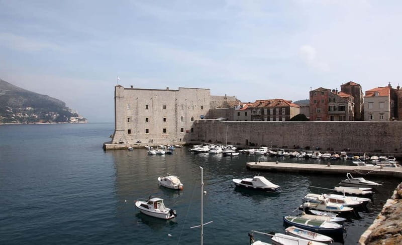 City Walls, Stradun & Dubrovnik Old Town Walking Tour - Logistics and Practical Tips